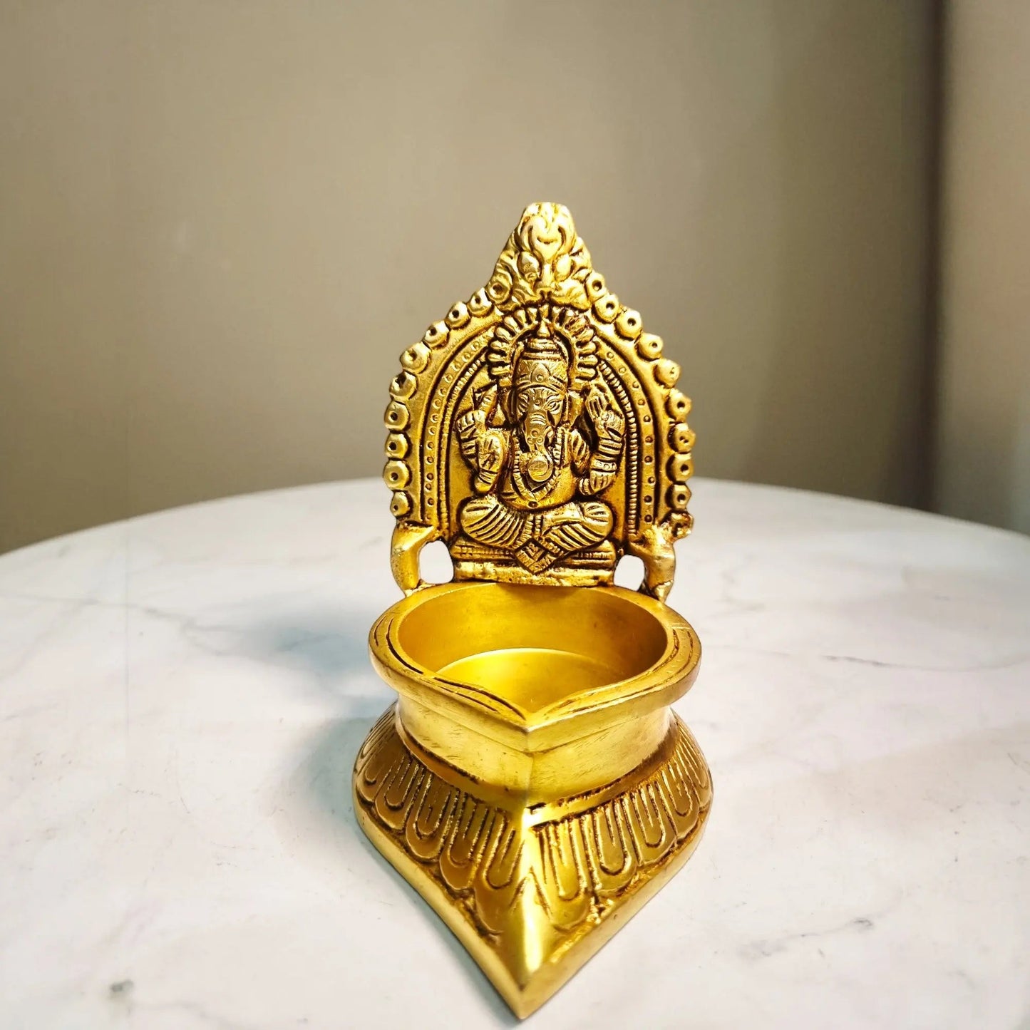 Brass Ganesh Diya for Pooja | Brass Oil Lamp | Brass Diya for Temple (Yellow, 4.2 Inches)
