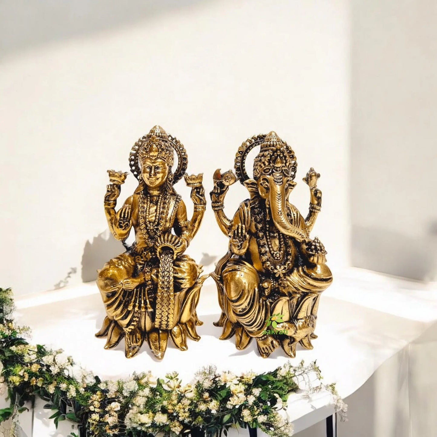 Brass Urli with Diya Pair & Lakshmi Ganesh Idols Gift Combo | Handcrafted Puja Set | Home Temple & Festive Decor | Ideal for Diwali, Housewarming, Wedding | Gift Hamper