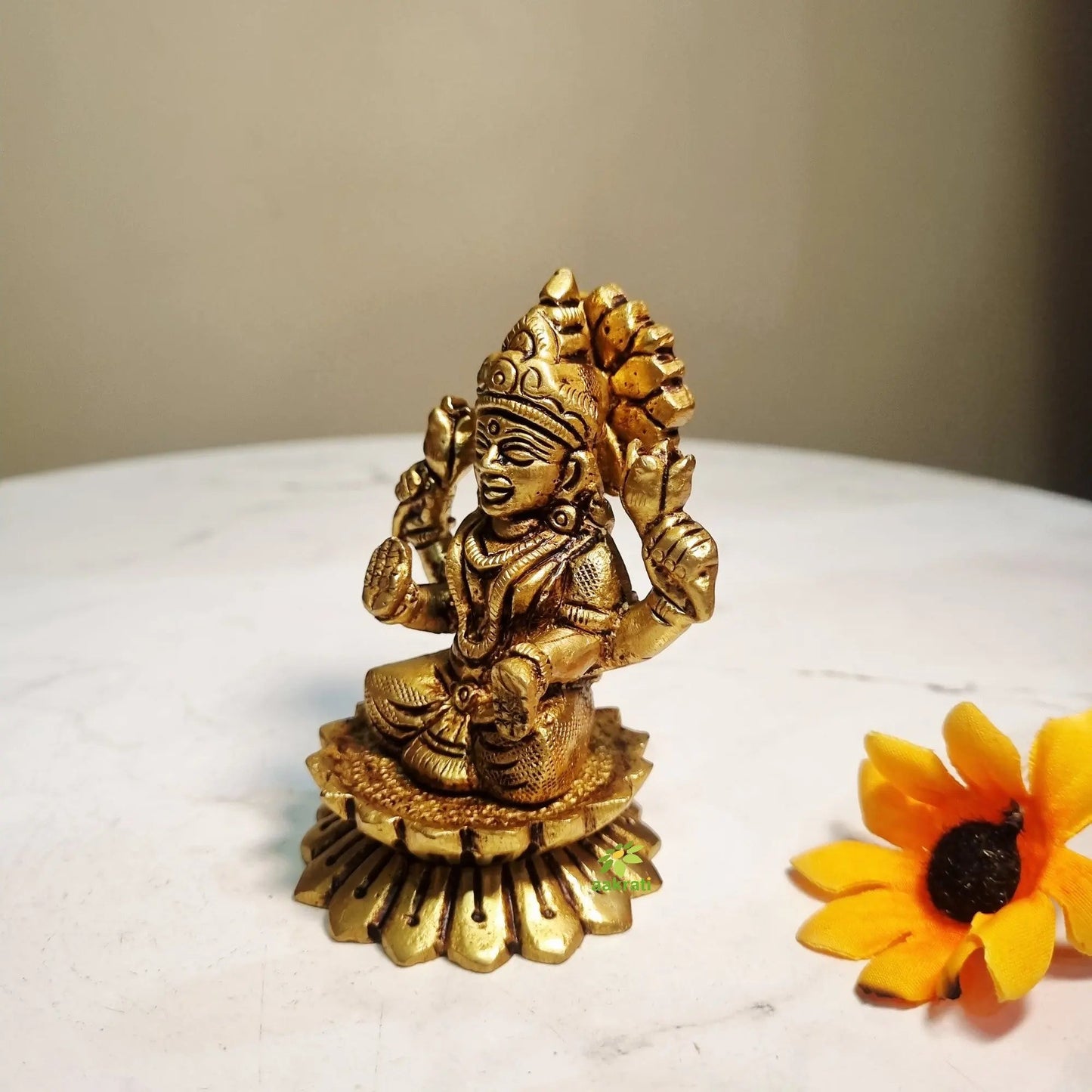 Brass Laxmi Goddess idol for Diwali Pooja| Laxmi Statue for Home| Brass Laxmi murti (Yellow 3 inch)