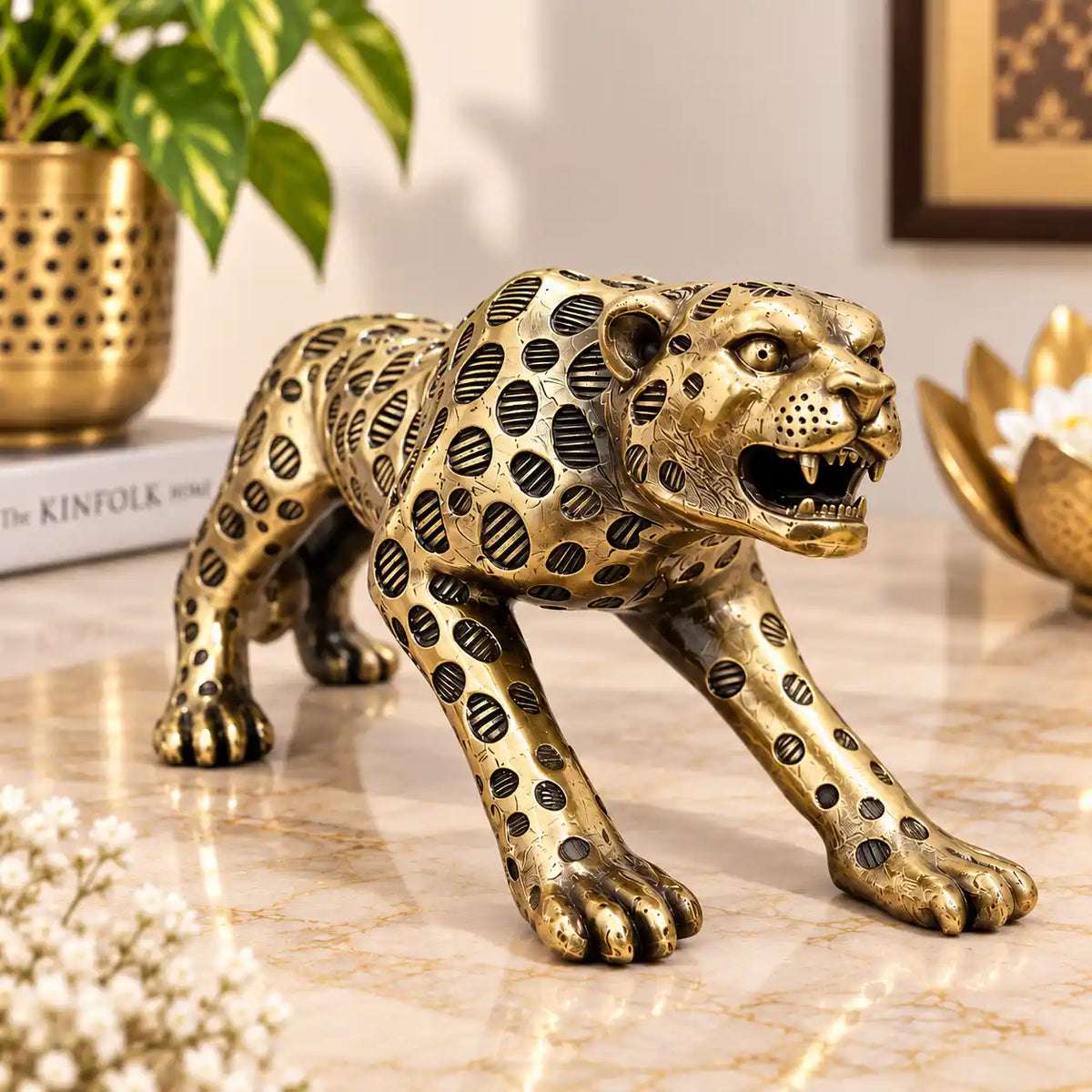 Brass Lightweight Roaring leopard Statue Vedansh Craft