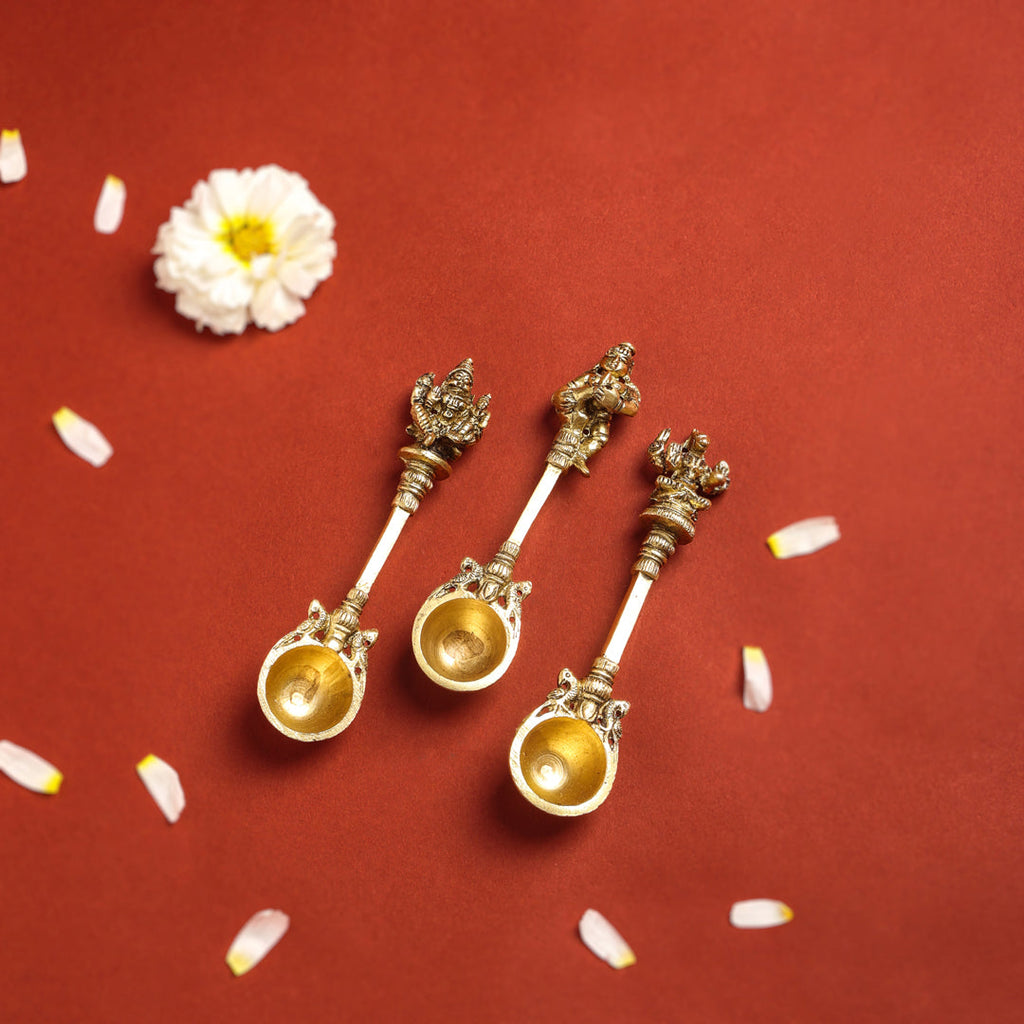 Brass Pooja Ahuti Spoon (6 Inch) Vedansh Craft