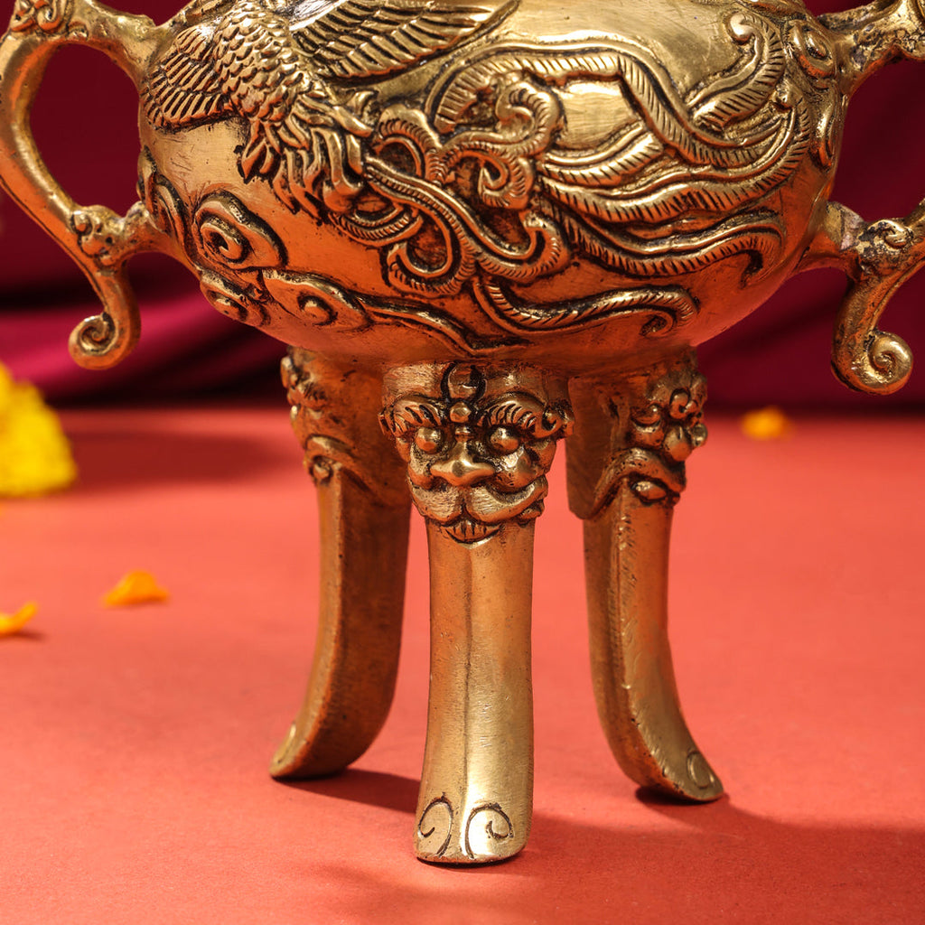 Brass Antique Pot With Lid (9.5 Inch) Vedansh Craft