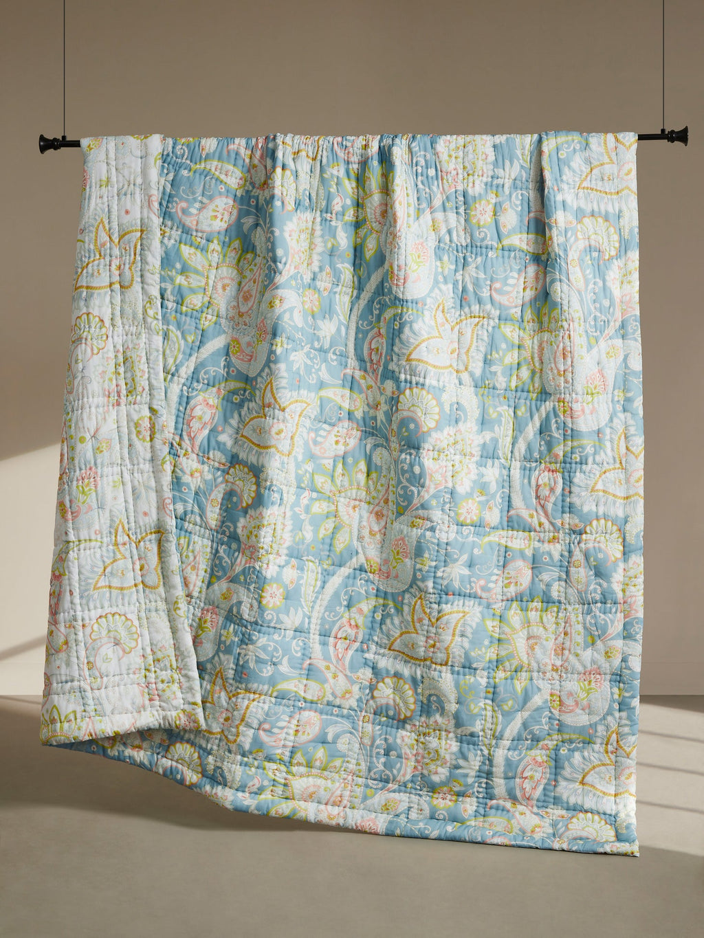Amreli Reversible Printed Summer Quilt Contrast Living