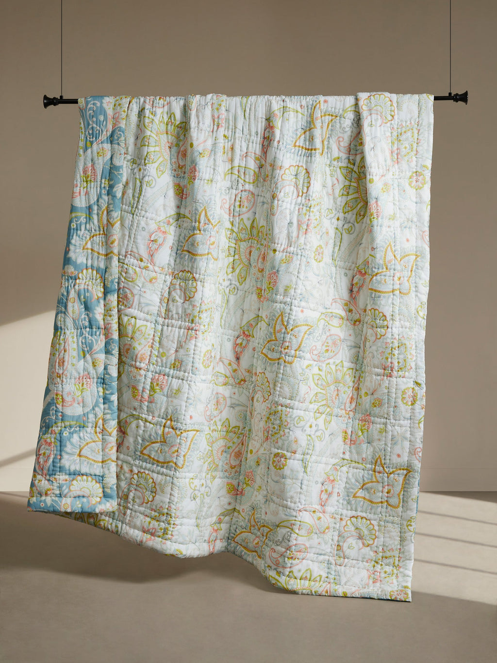 Amreli Reversible Printed Summer Quilt Contrast Living