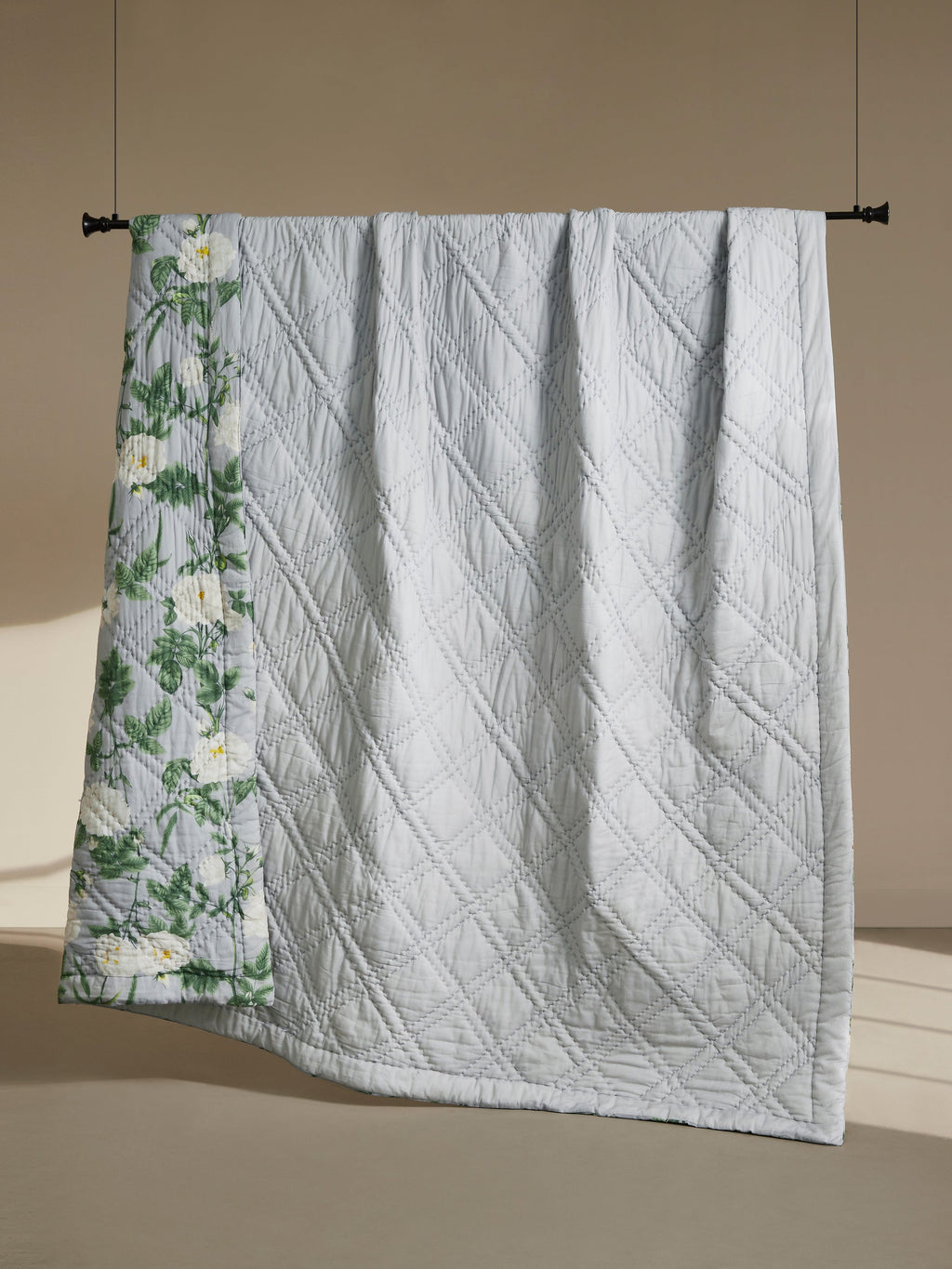 Gul Reversible Printed Summer Quilt Contrast Living