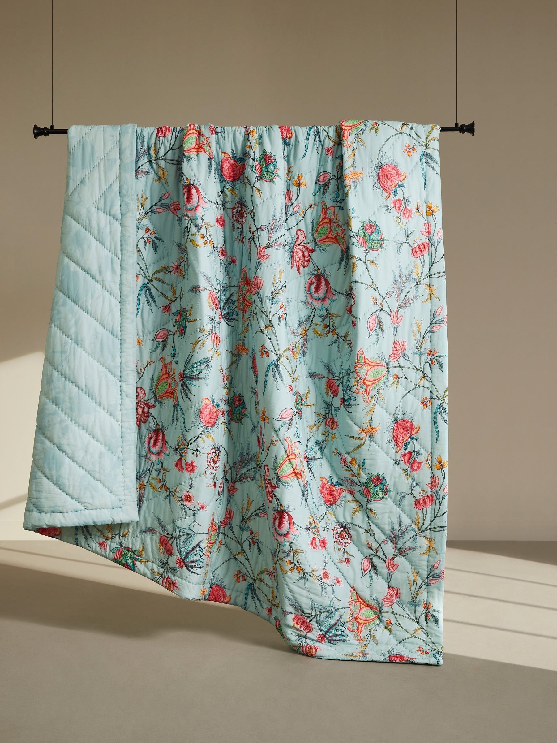Rasi Reversible Printed Summer Quilt Contrast Living