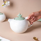 Taro Leaf Teapot With Lid Nestasia