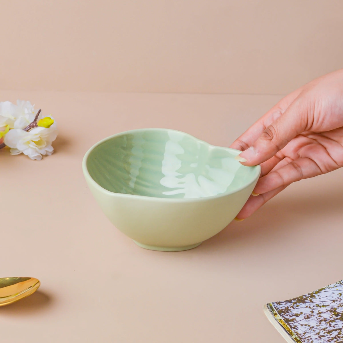 Taro Leaf Snack Bowl Small 300 ml Nestasia
