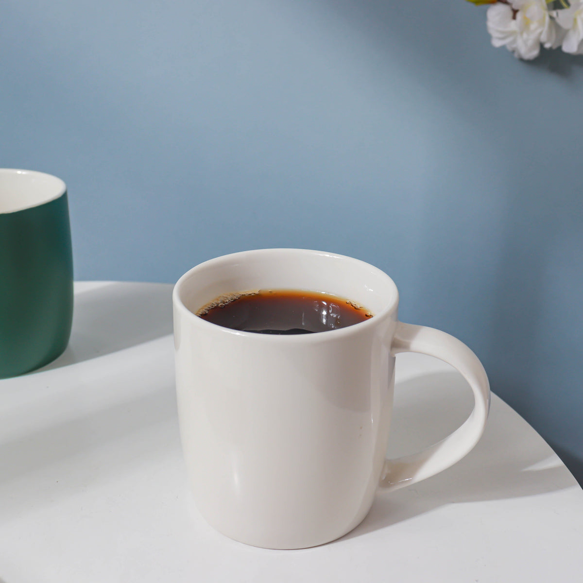 White Dreamy Teacup Nestasia