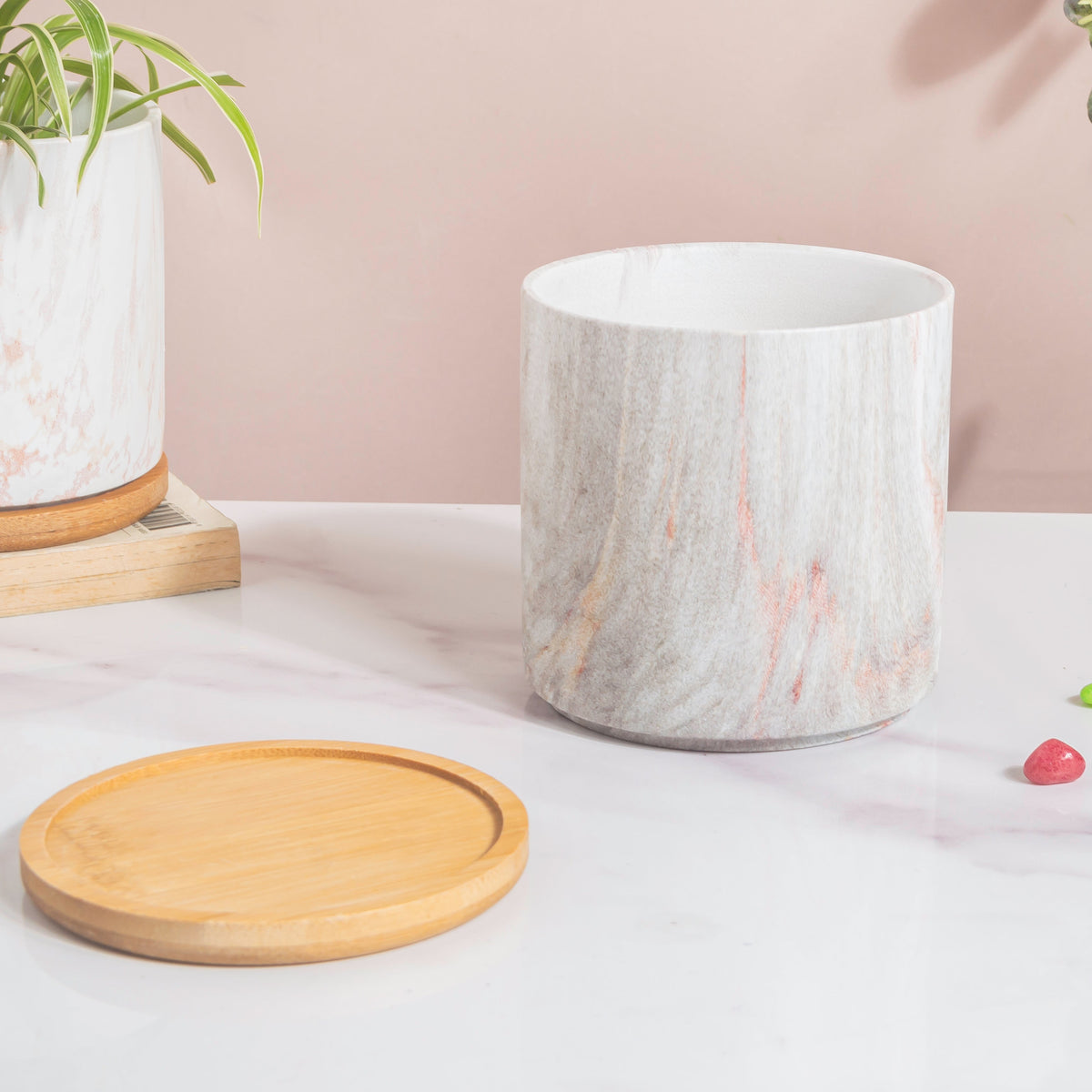 Carrara Ceramic Gold Detailed Planter With Wooden Coaster Nestasia