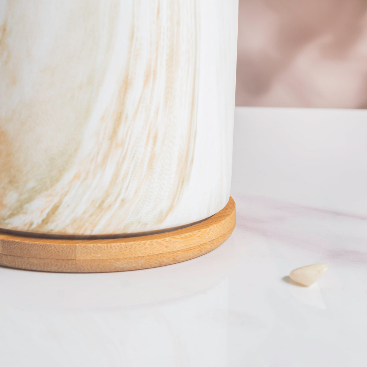 Carrara Brown Splash White Planter With Wooden Coaster Nestasia