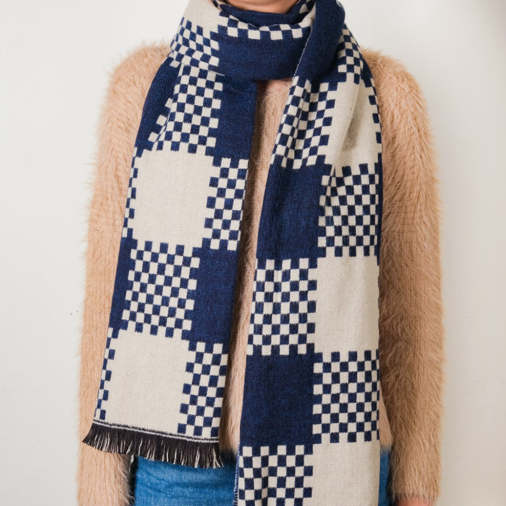 Chequered Woolen Blend Scarf Blue Nestasia