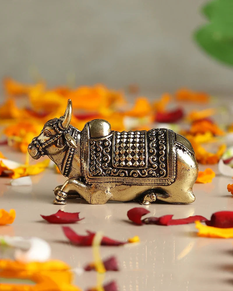 Elegant Nandi Brass Idol for Festivals, Home Temple, and Spiritual Spaces