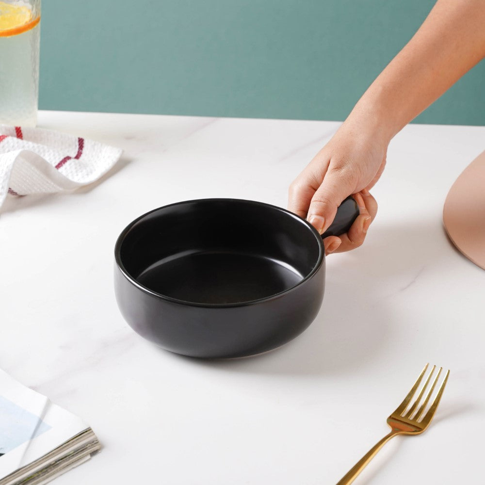 Black Sesame Baking Pan With Handle Nestasia