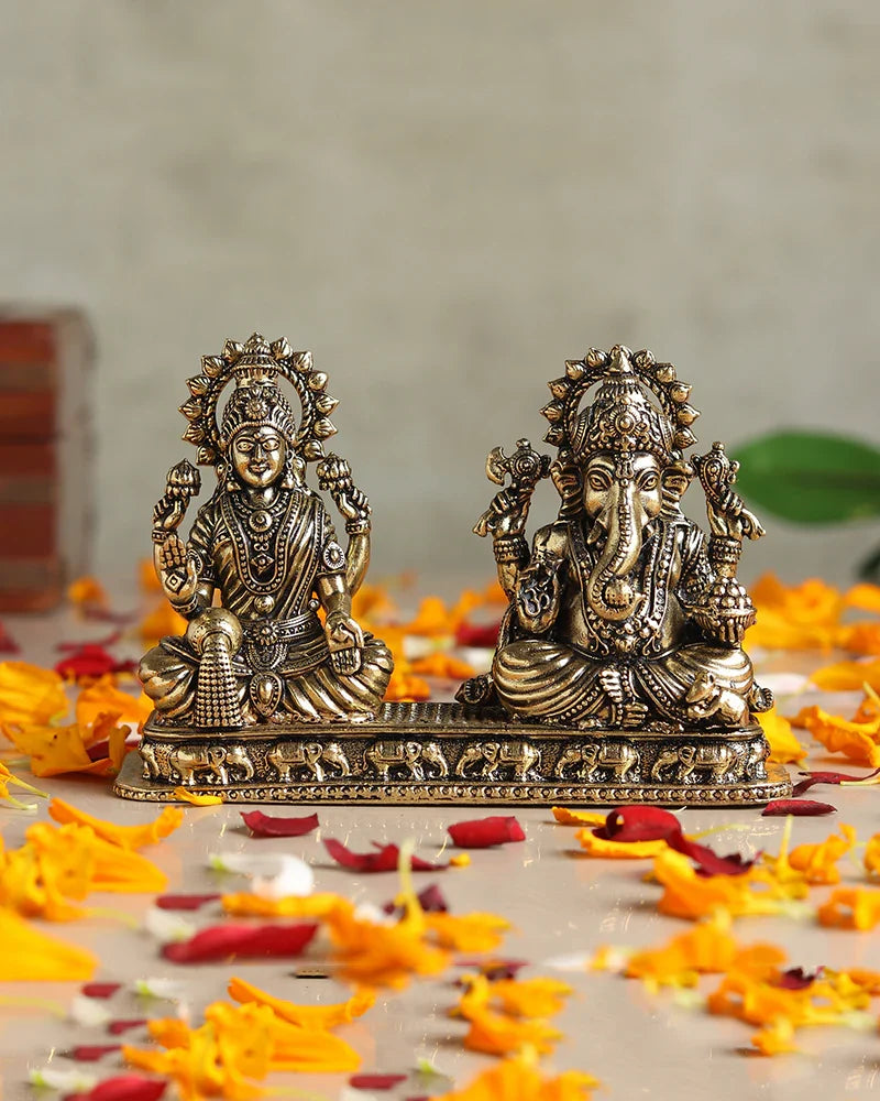Traditional Brass Laxmi Ganesh Idol for Devotional Rituals and Home Decoration