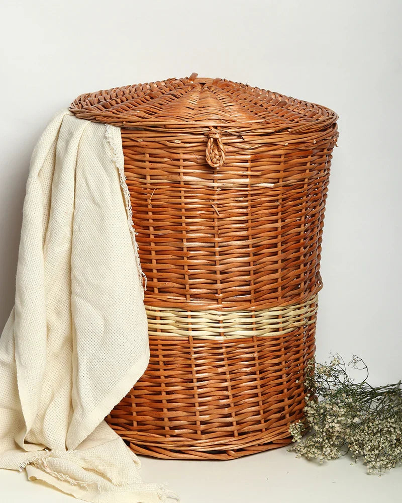 Handwoven Wicker Laundry Basket with Lid for Stylish and Organized Home Storage