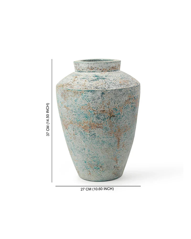 Classic Terracotta Flower Vase for Home Corners