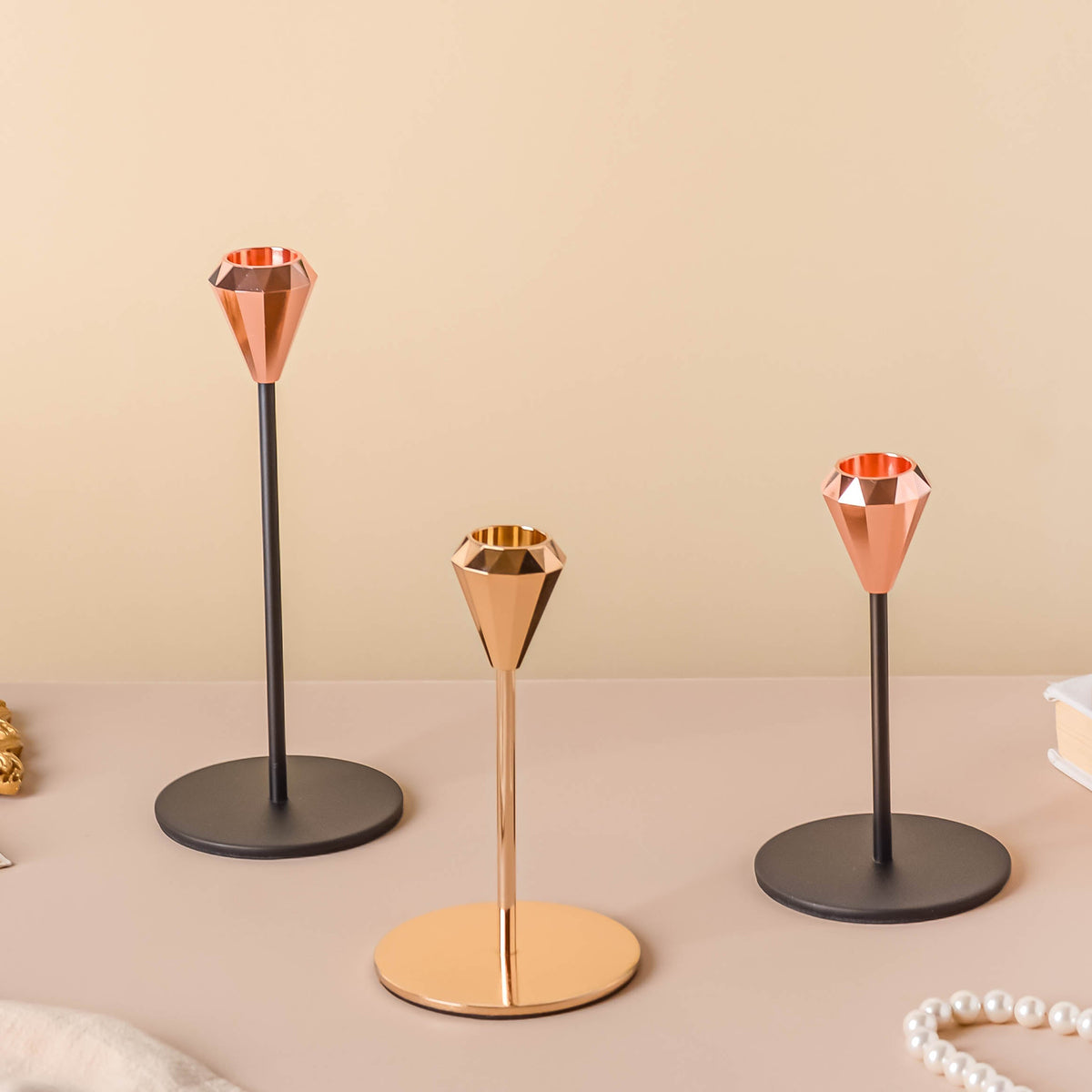 Modern Candle Holder Set of 2 Nestasia