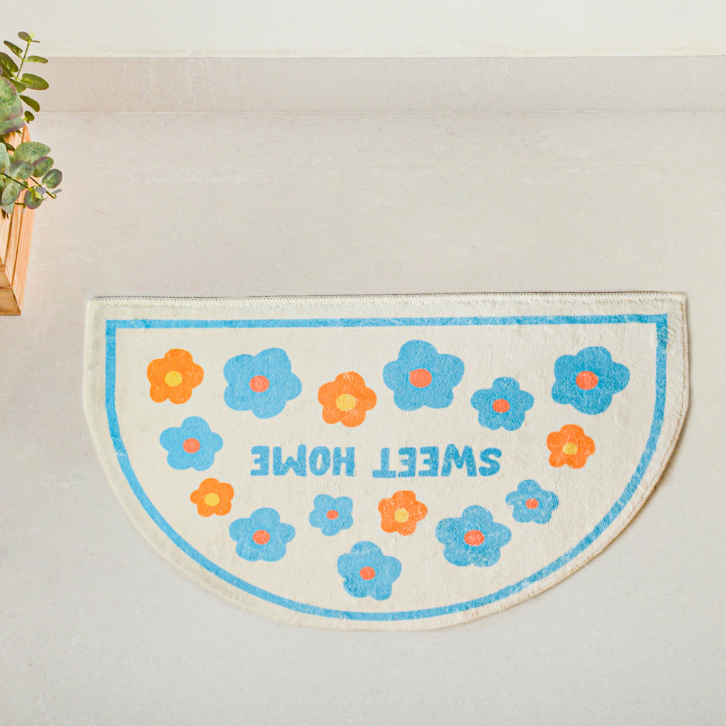 Small Flowers Semicircle Rug Nestasia
