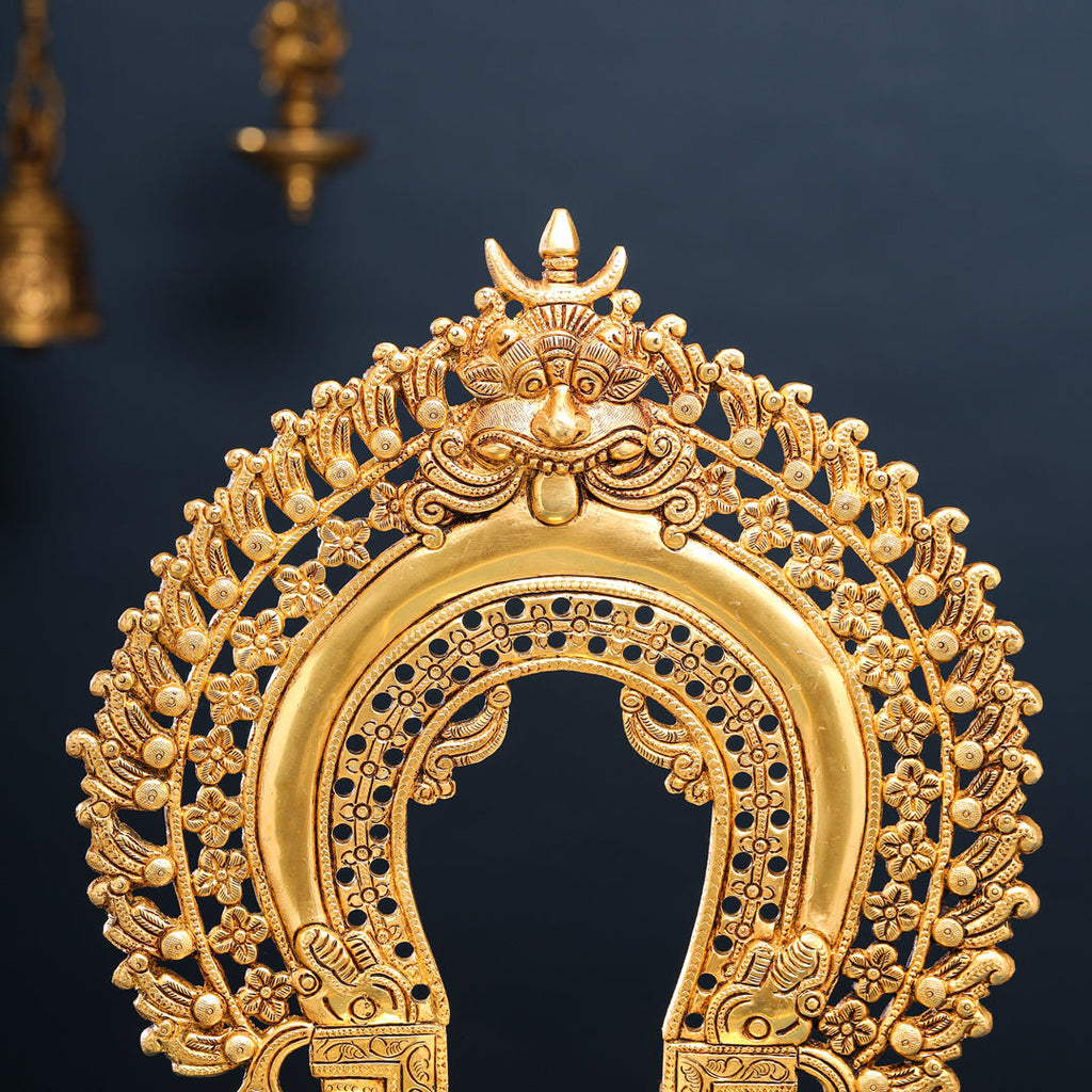 Brass Singhasan With Prabhavali Craft (18 Inch) Vedansh Craft
