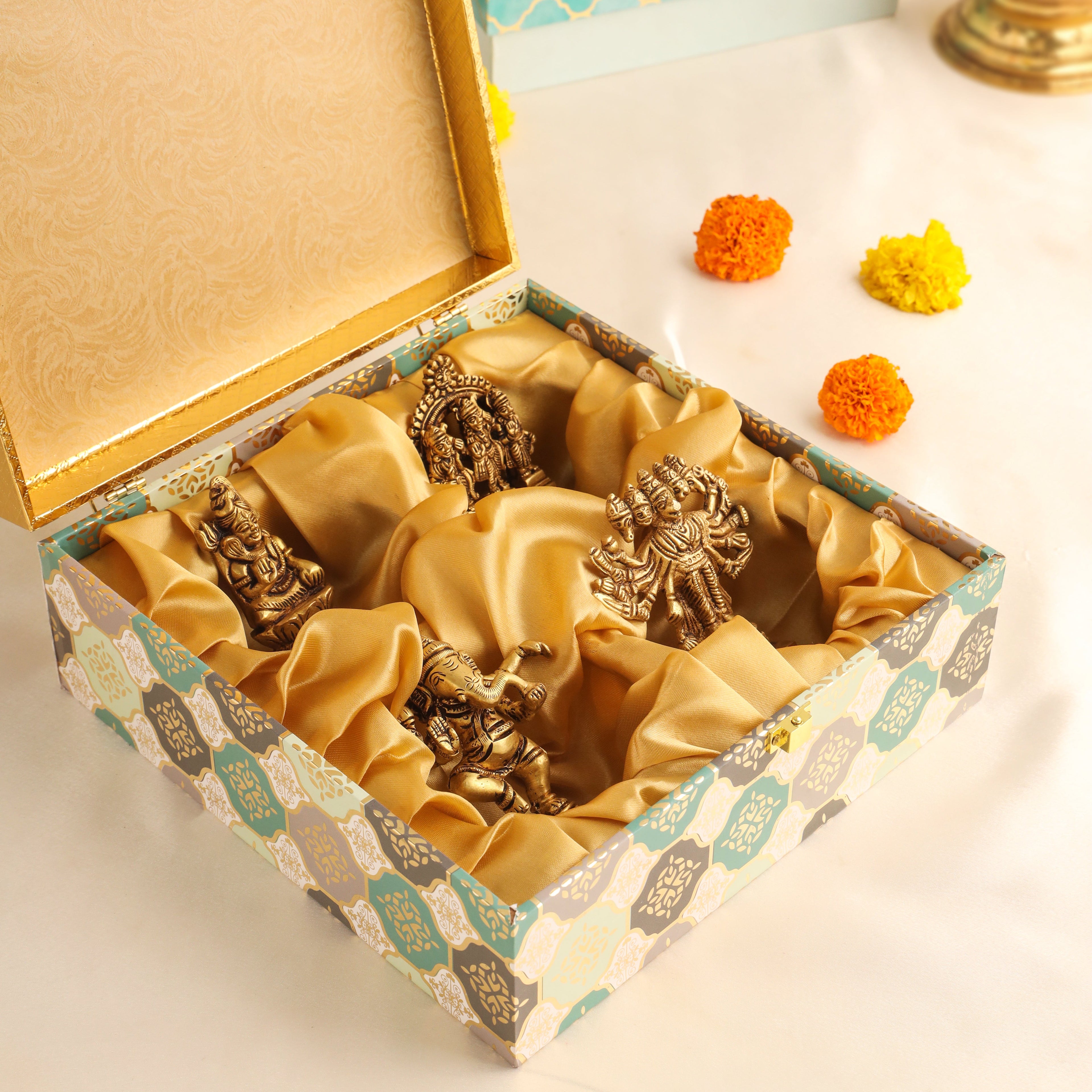 Brass Ganesha , Ram Darbar, Shiva & Hanuman Idol House Warming Gift Hamper Vedansh Craft
