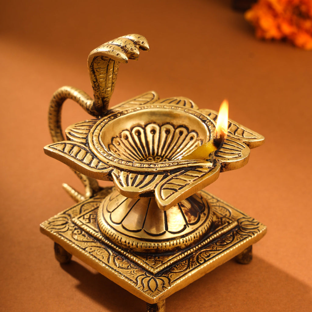 Brass Snake/Naag Tulsi diya (4 Inch) Vedansh Craft