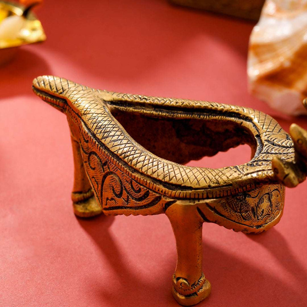 Brass Snake Conch Stand (3.2 Inch) Vedansh Craft