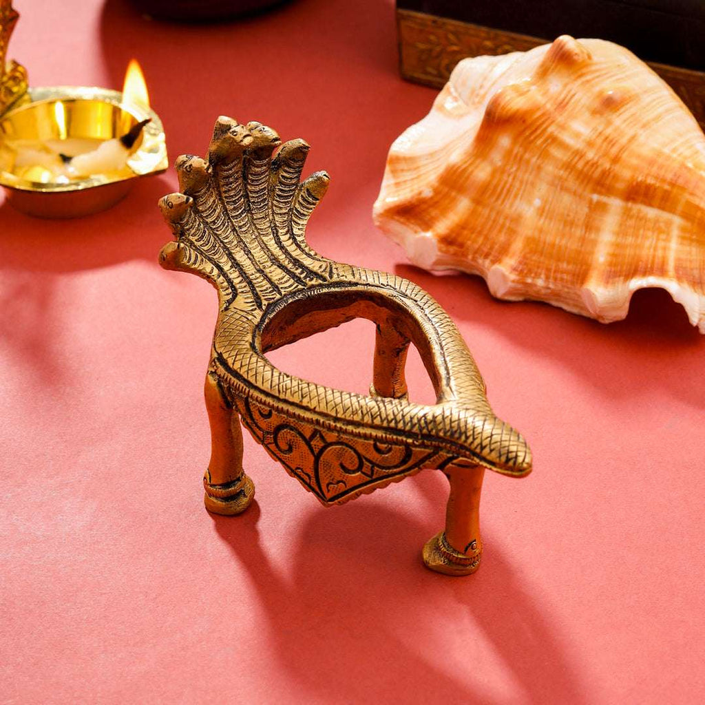 Brass Snake Conch Stand (3.2 Inch) Vedansh Craft