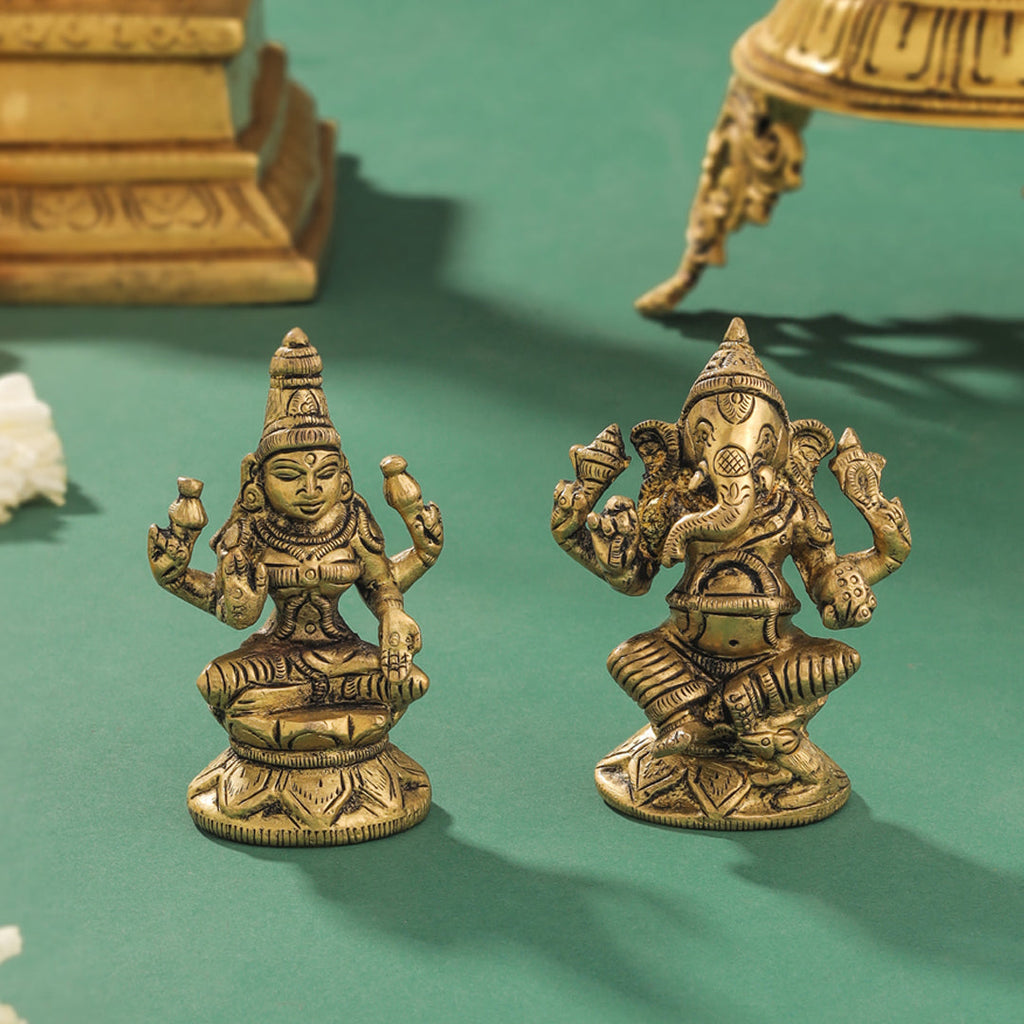 Brass Right Trunk Sitting Ganesha And Lakshmi Set (2.8 Inch) Vedansh Craft