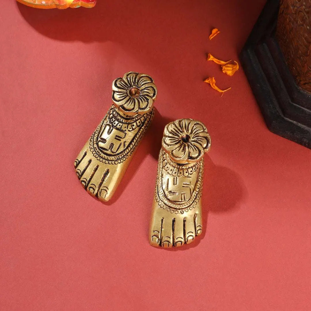 Brass Superfine Lakshmi Charan Paduka Set (1.2 Inch) Vedansh Craft