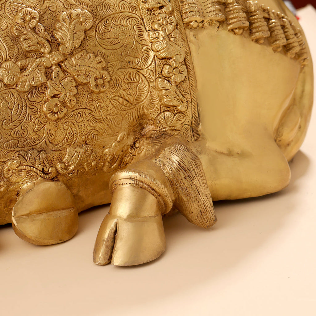 Brass Majestic Nandi Idol (20.5 Inch) Vedansh Craft