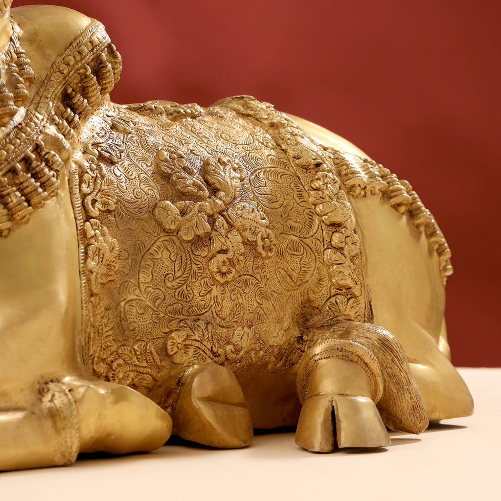 Brass Majestic Nandi Idol (20.5 Inch) Vedansh Craft