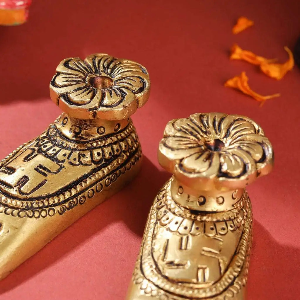 Brass Superfine Lakshmi Charan Paduka Set (1.2 Inch) Vedansh Craft