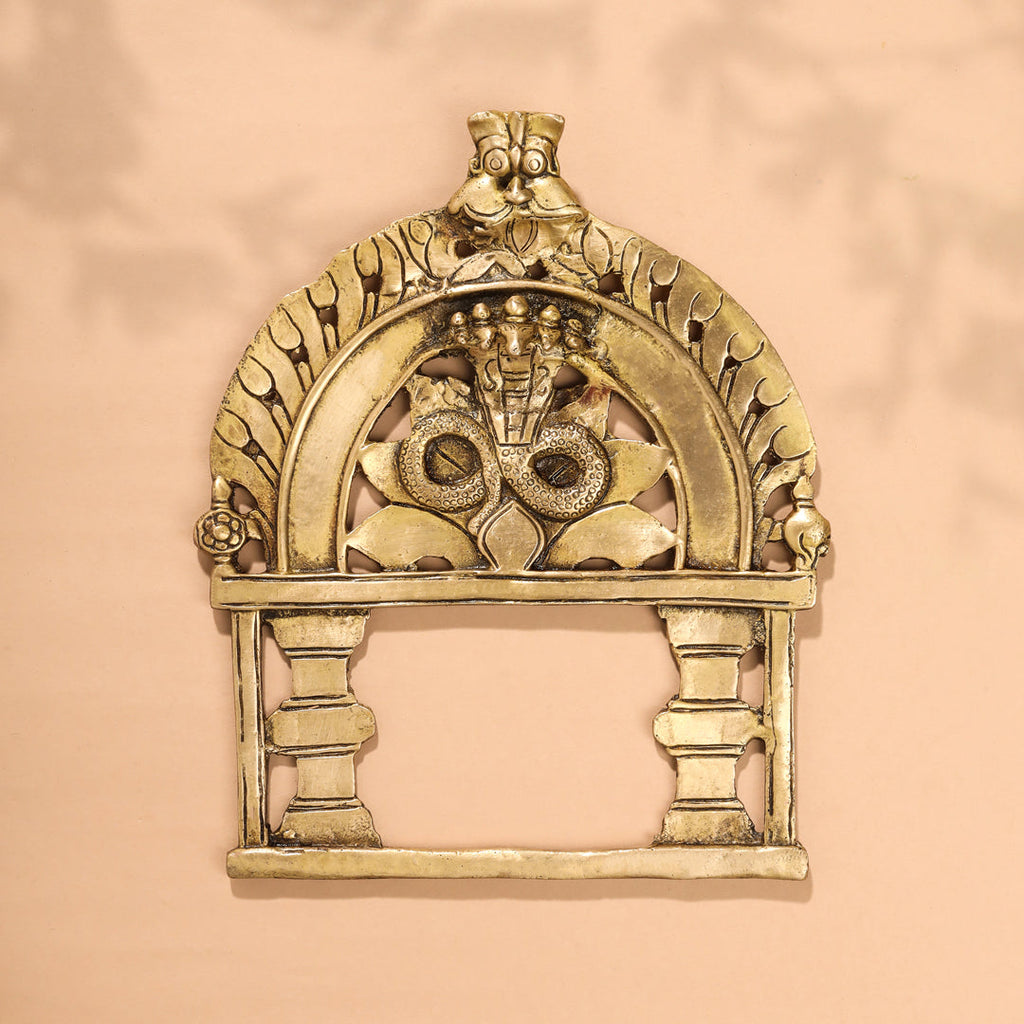 Brass Handcarved Prabhavali Frame Vedansh Craft