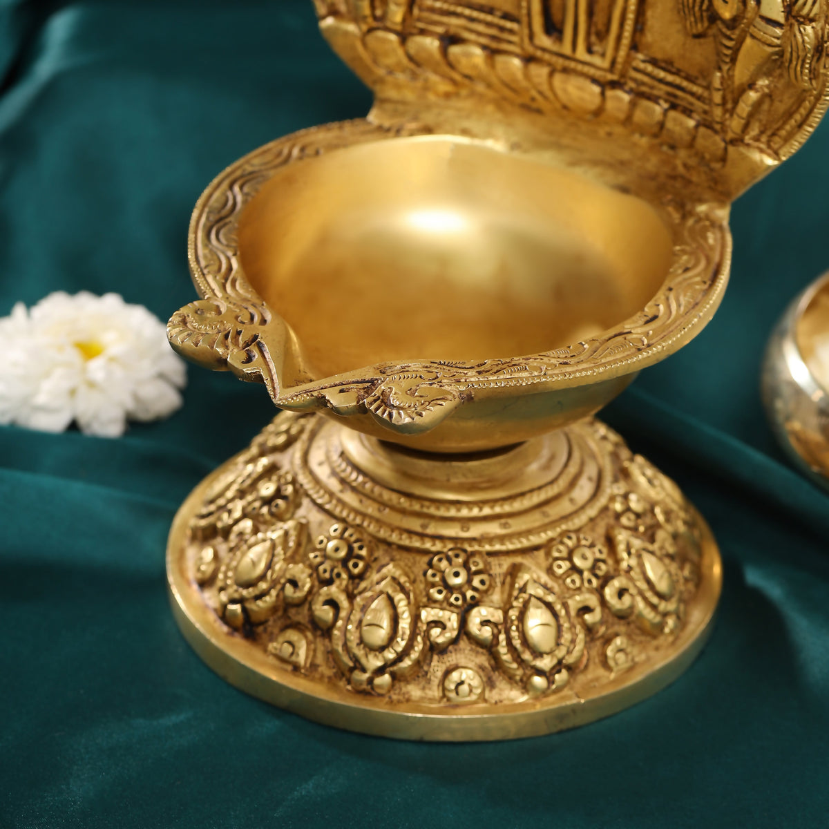 Brass Balaji Shankh Chakra And Namah Diya (9.5 Inch) Vedansh Craft