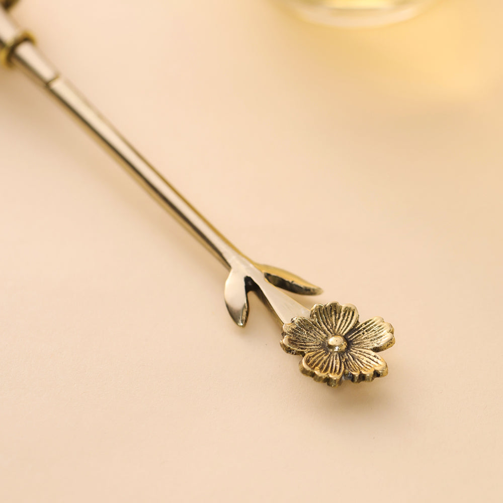 Brass Flower Handle Tea Infuser (1 Inch) Vedansh Craft