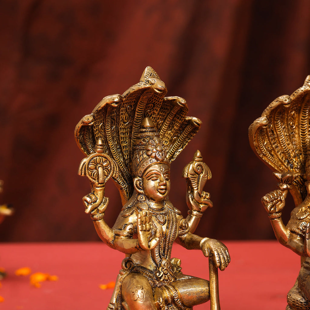 Brass Sitting Vishnu Lakshmi Set (8.5 Inch) Vedansh Craft