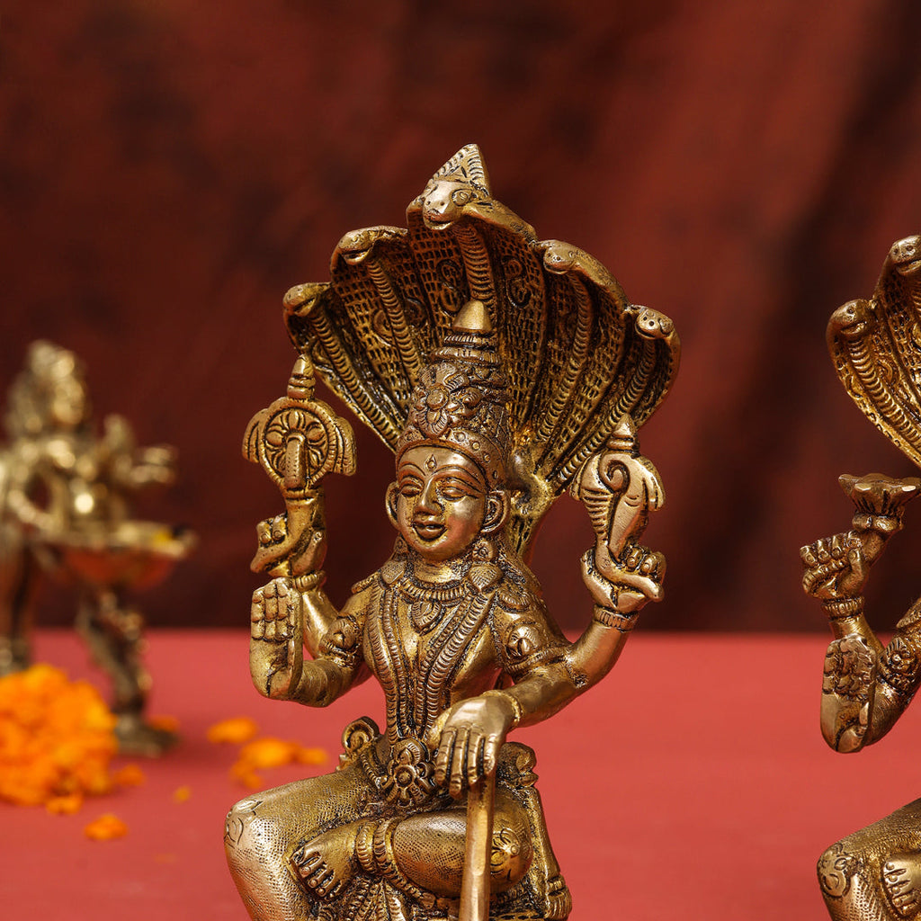 Brass Sitting Vishnu Lakshmi Set (8.5 Inch) Vedansh Craft