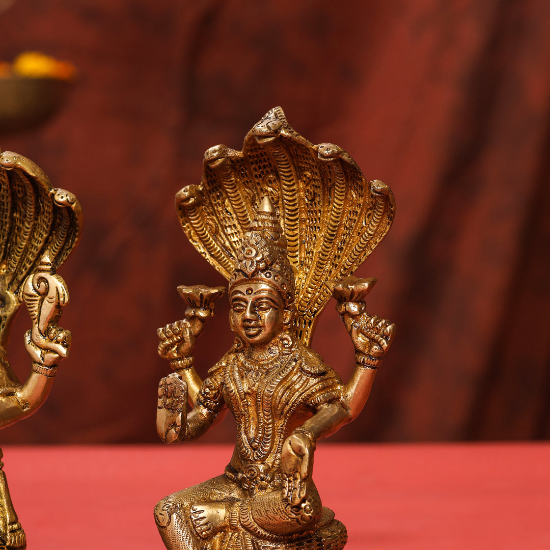 Brass Sitting Vishnu Lakshmi Set (8.5 Inch) Vedansh Craft