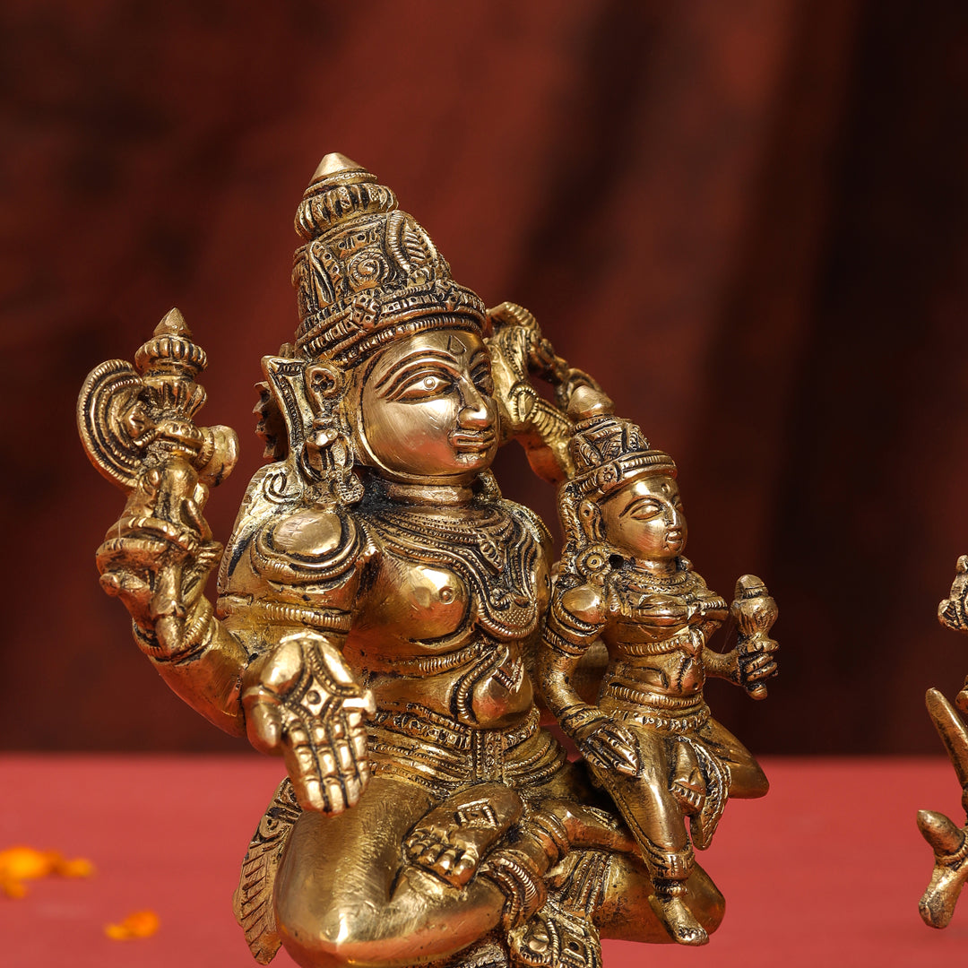 Brass Shiva Parvati Sitting Statue Vedansh Craft
