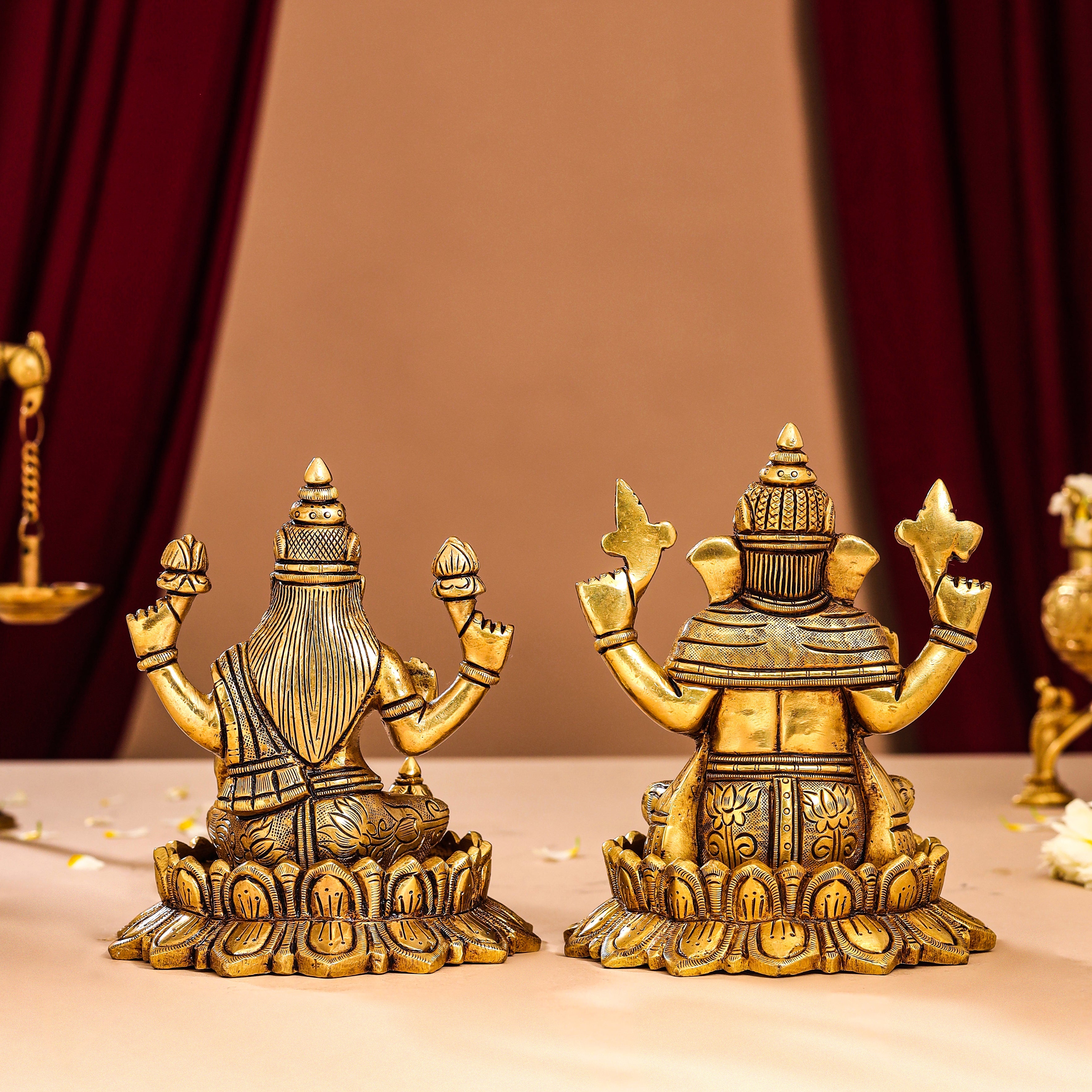 Brass Superfine Lotus Sitting Ganesha And Lakshmi Idols (5.8 Inch) Vedansh Craft