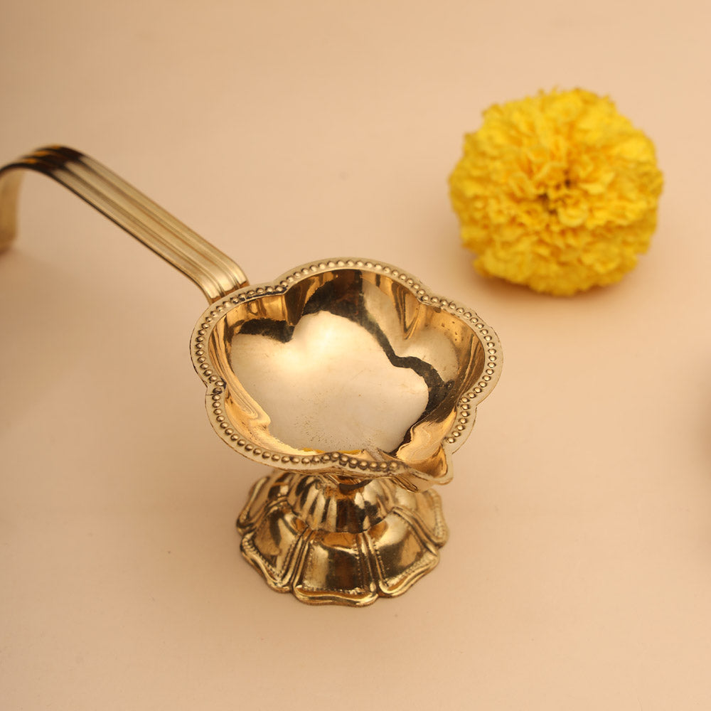 Brass Diya & Handbell Pooja Gift Hamper Vedansh Craft