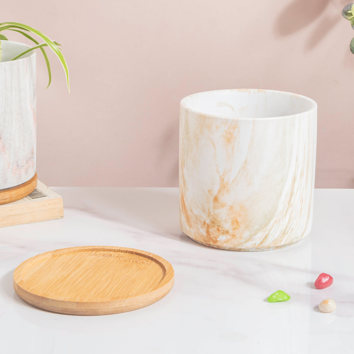 Carrara Brown Splash White Planter With Wooden Coaster Nestasia