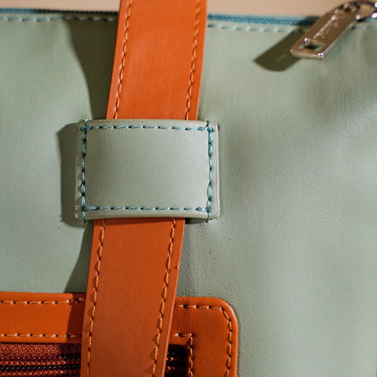 2-In-1 Convertible Tote Bag And Backpack Nestasia