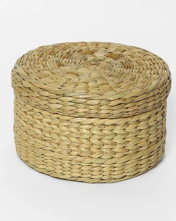 Natural Seagrass Lid Box for Small Wardrobe & Household Items
