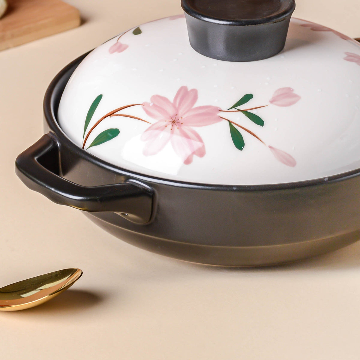 Sakura Shallow White Cooking Pot Nestasia
