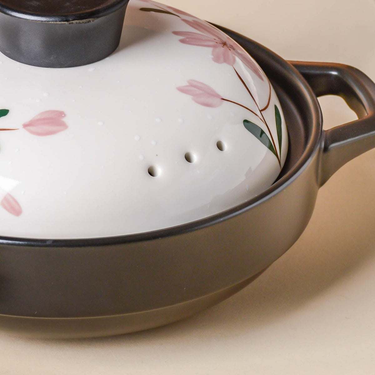 Sakura Shallow White Cooking Pot Nestasia
