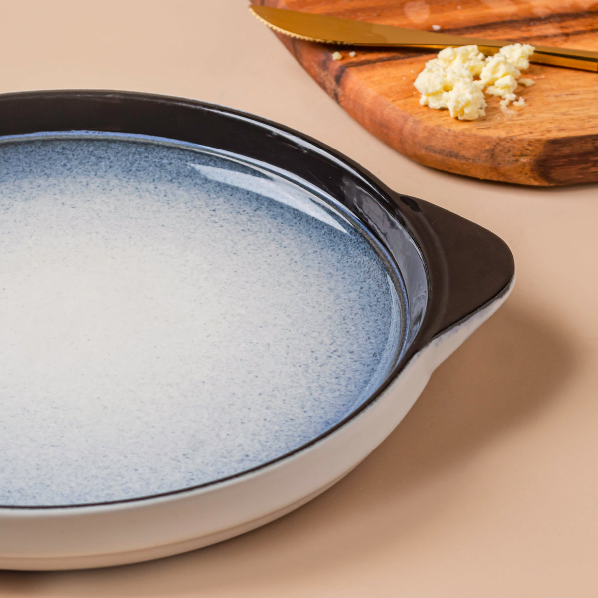 Ombre Blue and White Baking Plate 7.5 Inch Nestasia
