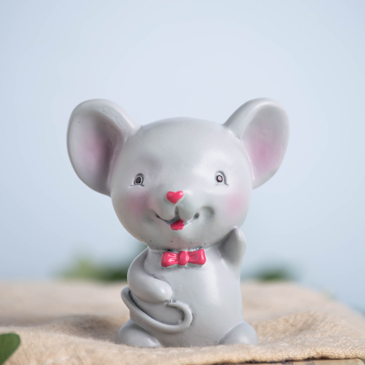Miniature Animal Showpiece Nestasia