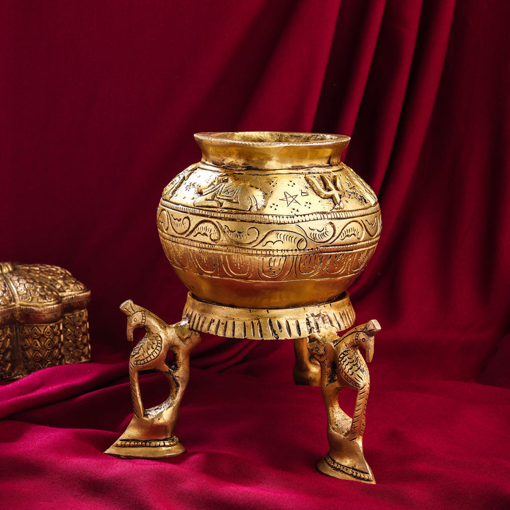 Brass Gangla Kalash With Stand (8 Inch) Vedansh Craft